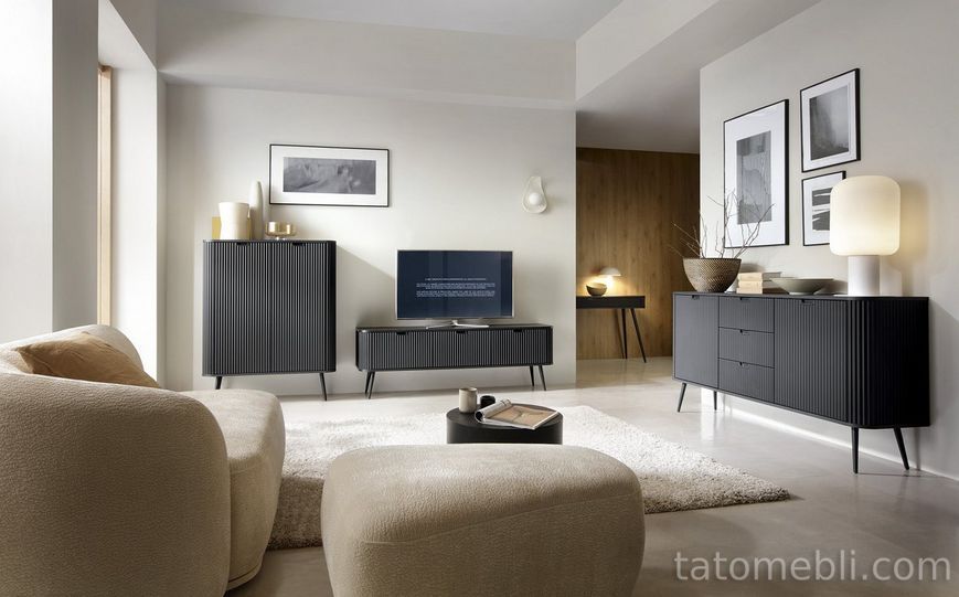 Тумба під телевізор Perfect Home Зова / Zova 3-дверна з чорними ніжками RTV168 Чорний (PFH-091368) PFH-091368 фото